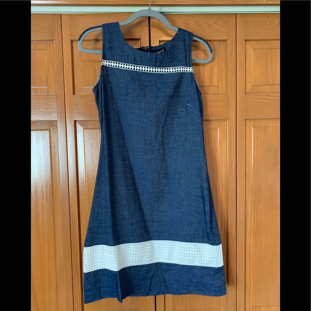 Size 4 Liz Caliborne Dress